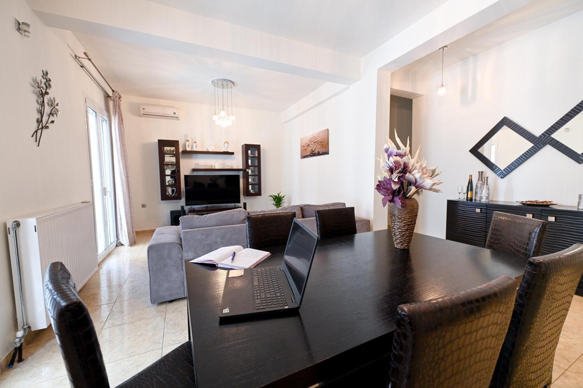 Dafni's House